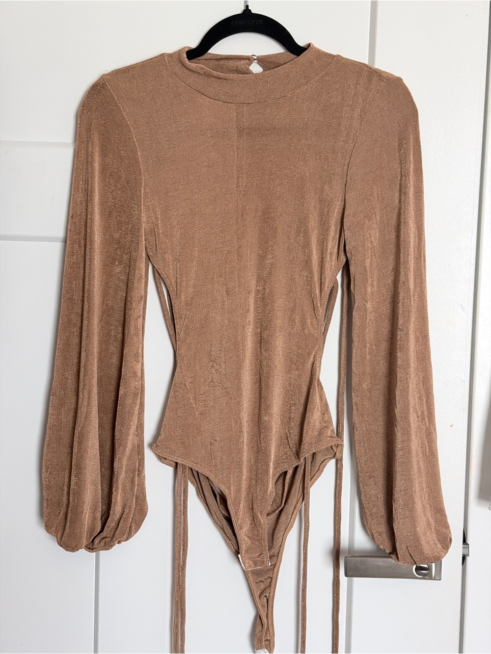 Women's Taupe Long-Sleeve Mock Neck Bodysuit